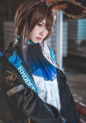 欧美男上衣_超清在线播放